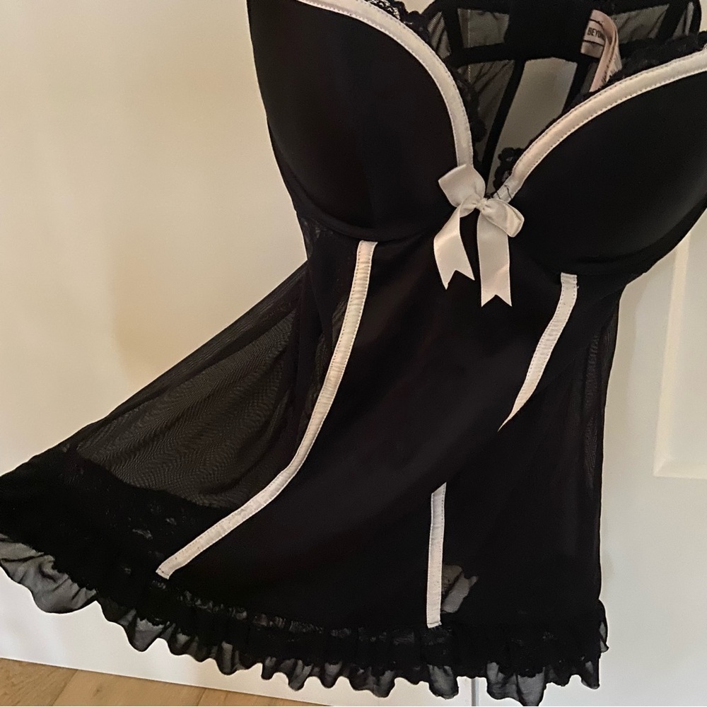 La SENZA Black and White Lace Trim Chemise - Picture 6 of 8
